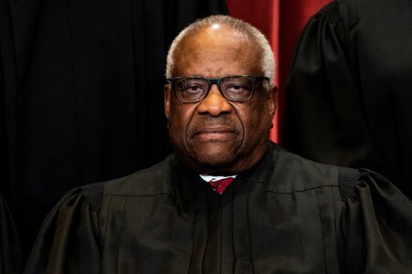 2022-03-20T232606Z_793226953_RC2N6T9KQ53A_RTRMADP_3_USA-COURT-THOMAS.jpg 2022-03-20T232606Z_793226953_RC2N6T9KQ53A_RTRMADP_3_USA-COURT-THOMAS.jpg