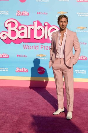 ryan-gosling-barbie-premiere2-6dcc642f23164d2d82fc72efbb3a1a87.jpg